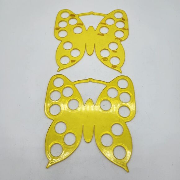 2 x Vtg Butterfly Yarn Organizers 16 Holes Yellow Plastic Crewel Needlecrafts - Picture 2 of 6